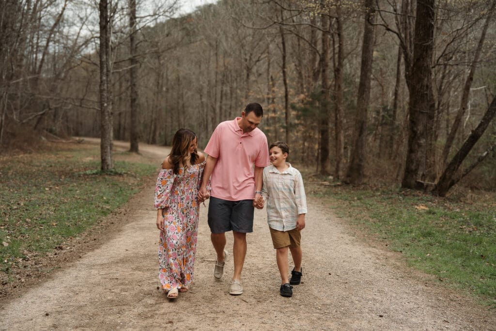 family walking down trail in chattanooga, tn 